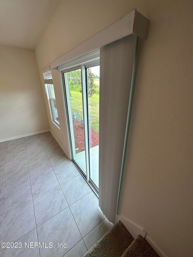 Building Photo - 110 Java Ln