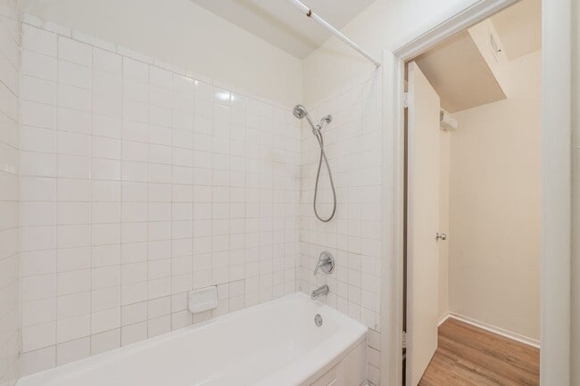 Building Photo - Updated Two Bedroom and One and Half Bathrooms apartment upstairs in the Cultural District!