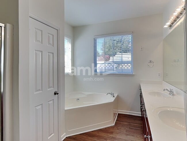 Building Photo - 14314 Pintail Landing Ln