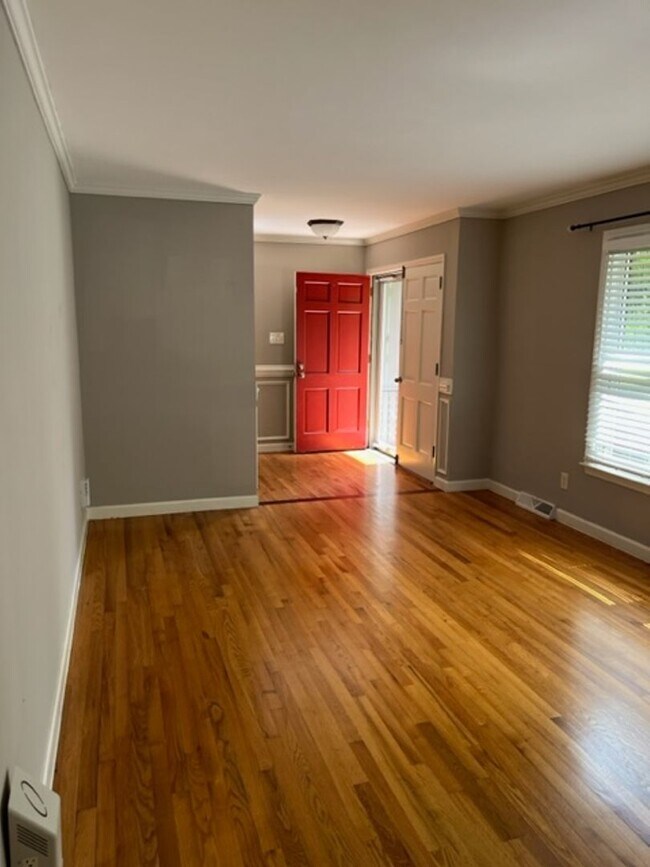 Building Photo - 1502 Lafayette Ct