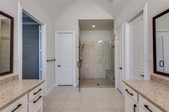 Building Photo - 7301 Avondale Dr