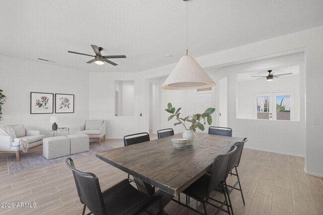 Building Photo - 22408 N Las Vegas Dr