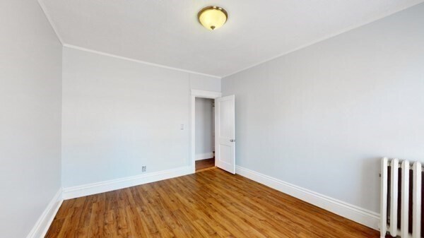 Building Photo - 35 Queensberry St