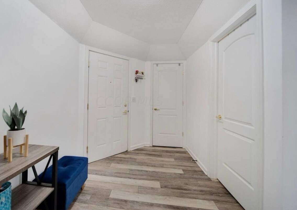 Building Photo - 785 Hidden Springs Dr