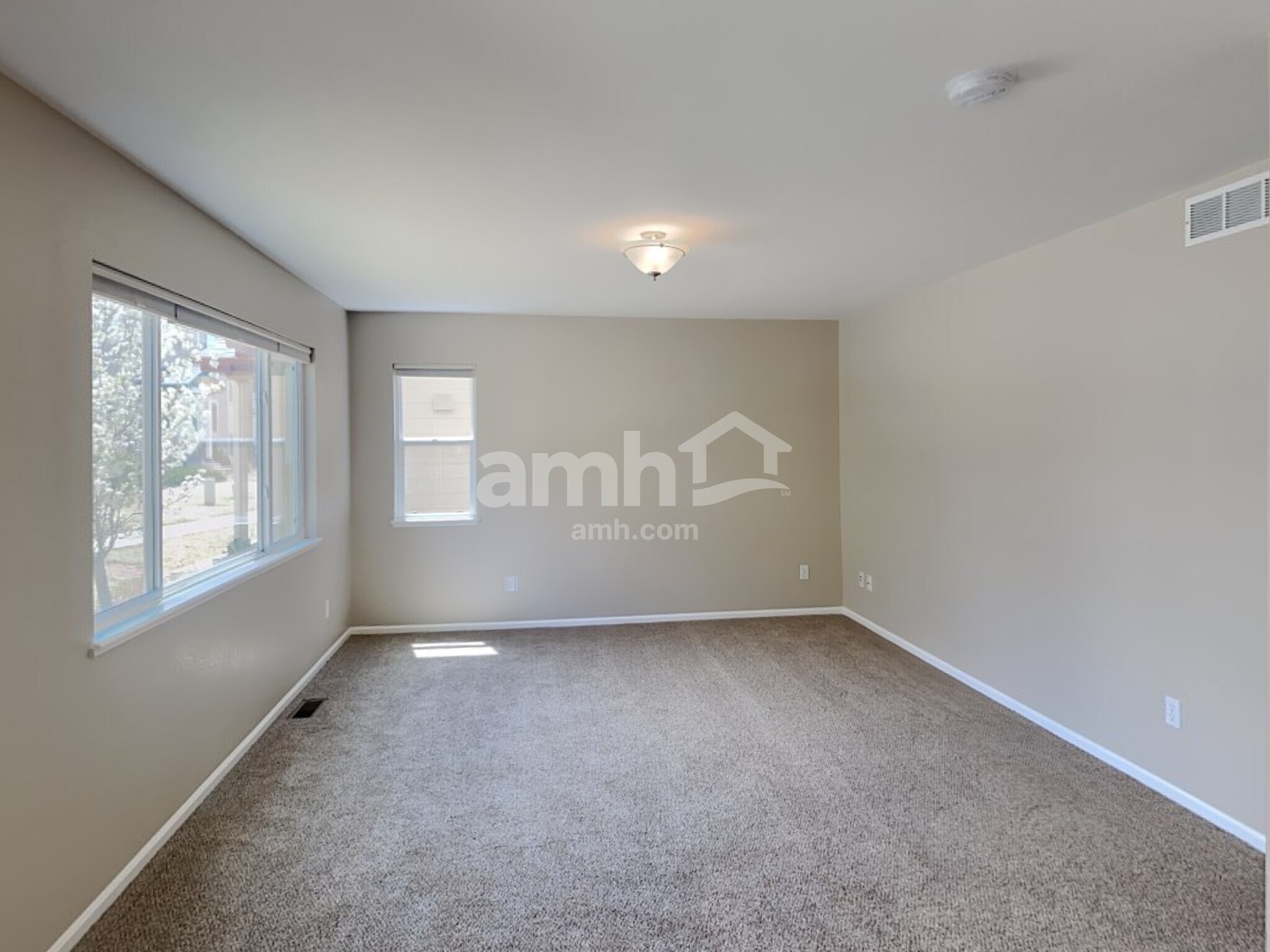 Building Photo - 11549 Black Maple Ln