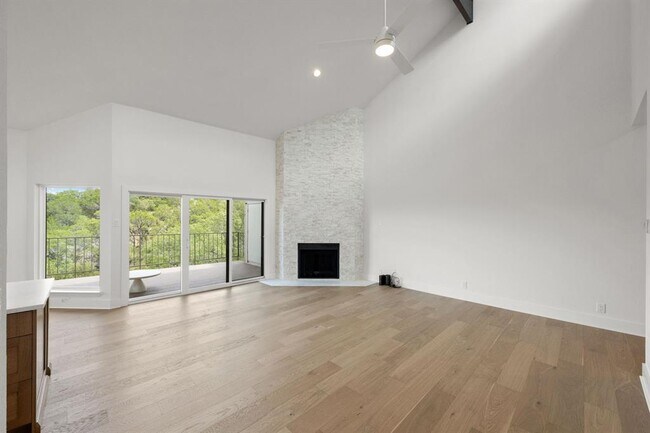 Building Photo - 1520 Ben Crenshaw Way