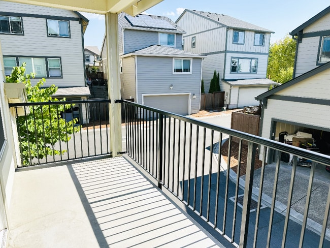 Building Photo - 15082 NW Fig Ln