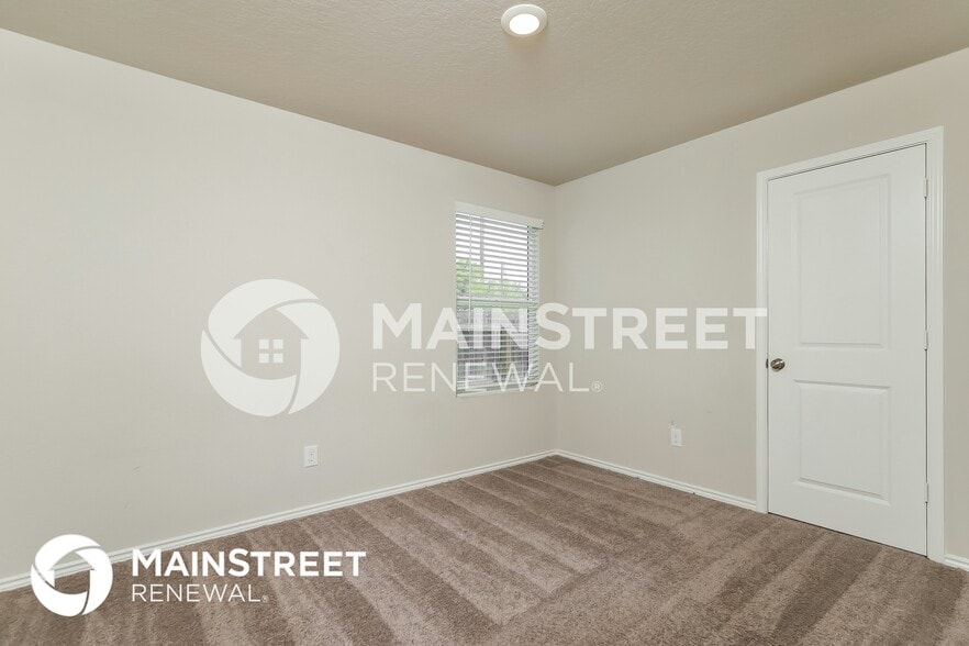 Building Photo - 4014 Eutrophic Cir