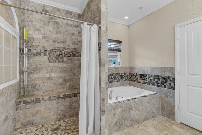 Building Photo - 16017 Congo Ln