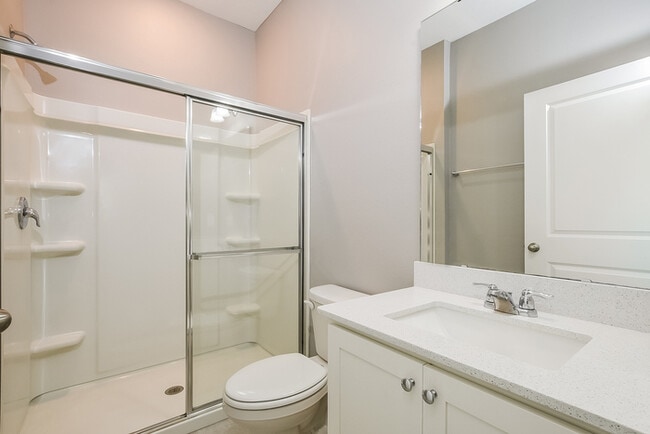 Building Photo - Lovely 3 Bedroom Home in Island Walk