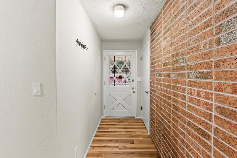 Building Photo - 10914 93rd Ave SW