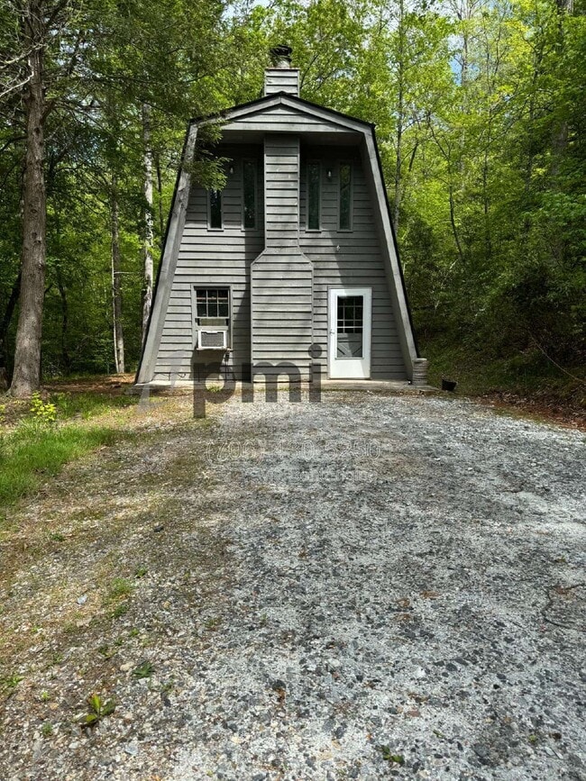 Building Photo - 150 Cross Creek Trail