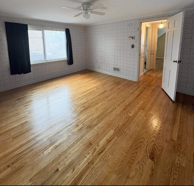 Building Photo - 2332 Nolen Dr