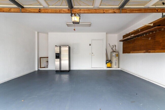 Building Photo - 10879 Handel Pl