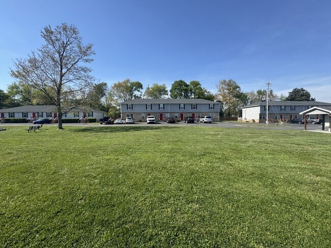 Building Photo - 179 Ingle Dr