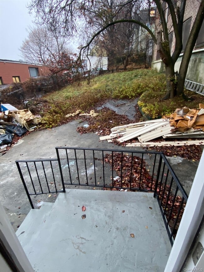 Building Photo - 218 Washington St