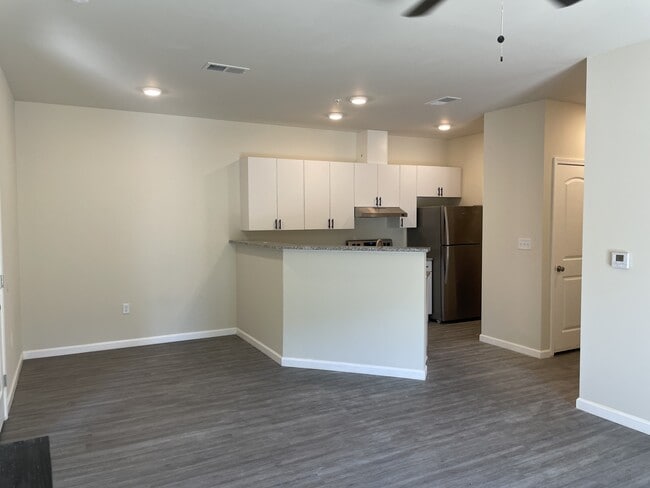 Building Photo - 224 Harmony Mdws Ct