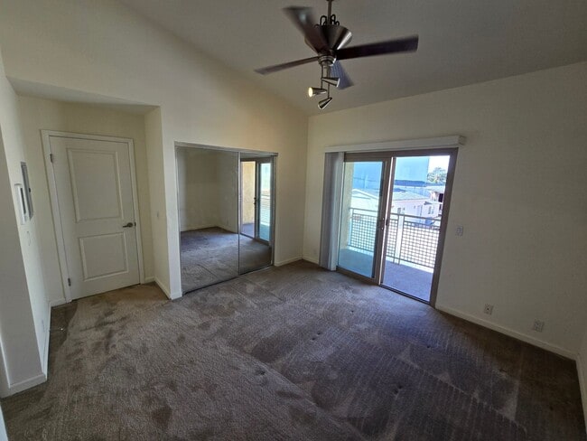 Building Photo - MOVE-IN SPECIAL: 1/2 off 1st month's rent! 2bd 2 ba Condo w/Garage