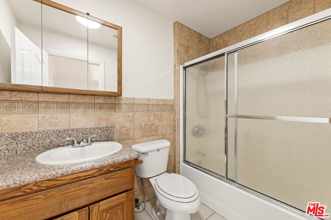 Building Photo - 11738 Valley View Ave