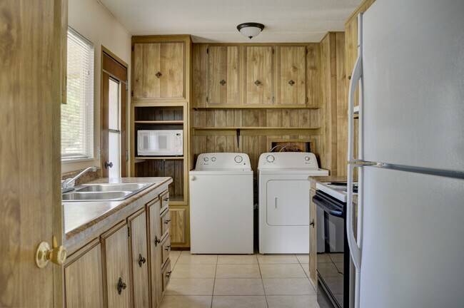 Building Photo - Home for Rent in Prescott!