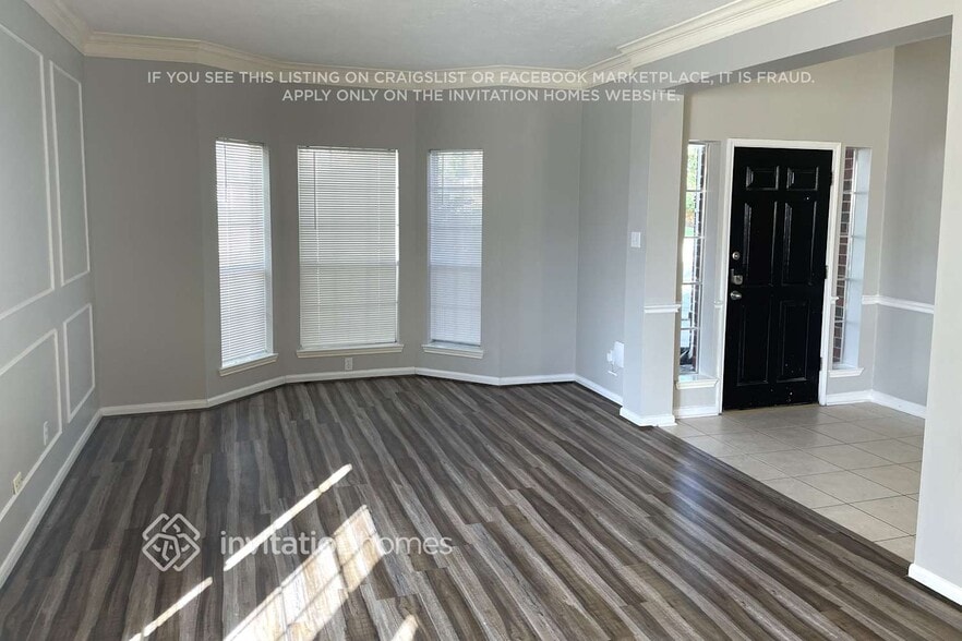 Building Photo - 16811 Valley Palms Dr