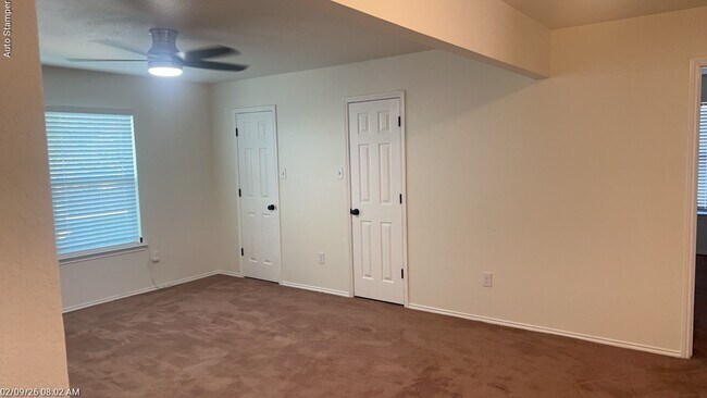 Building Photo - 1008 Meadowlark Dr