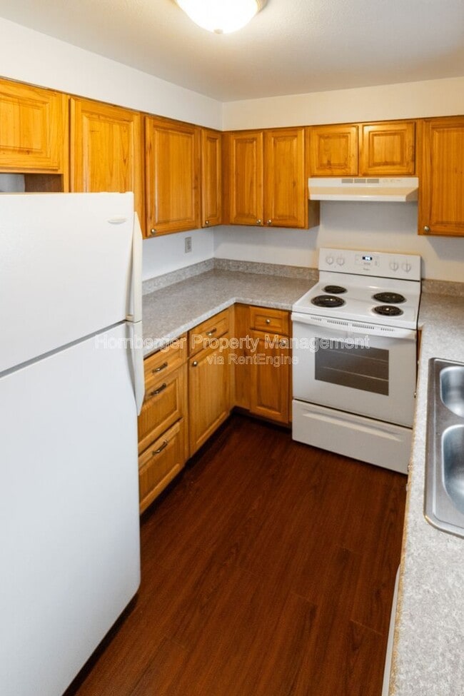 Building Photo - 7024 N Wiscomb St