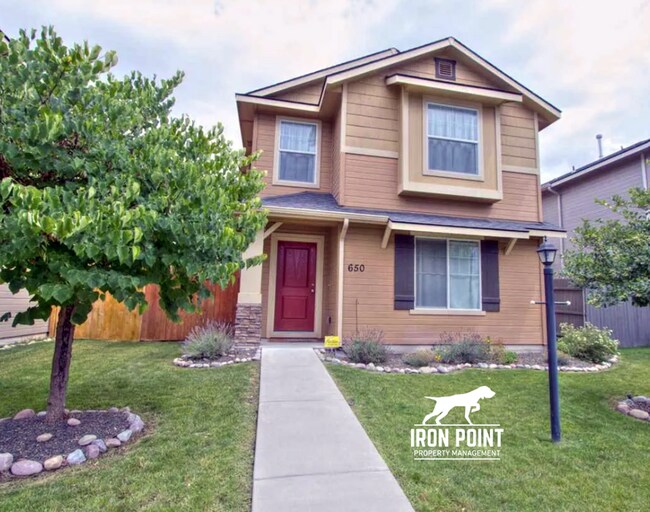 Primary Photo - 1/2 off First Full Month! 3bed/2.5 bath ho...