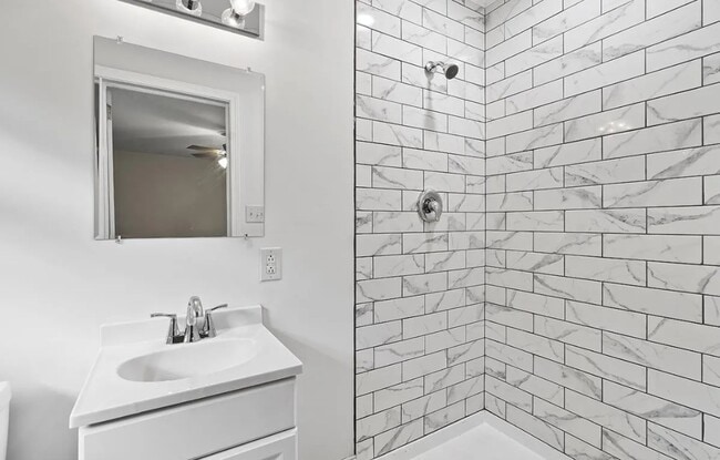 Building Photo - 1516 Montague Ave