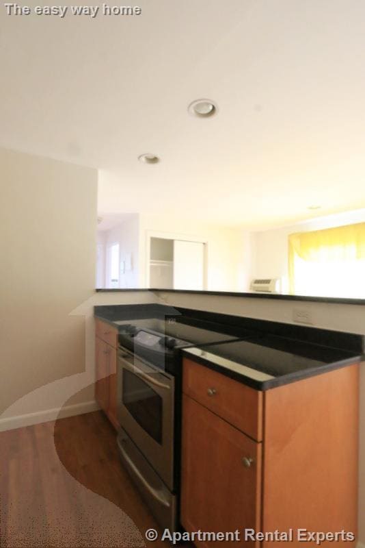 Building Photo - 70 Park St