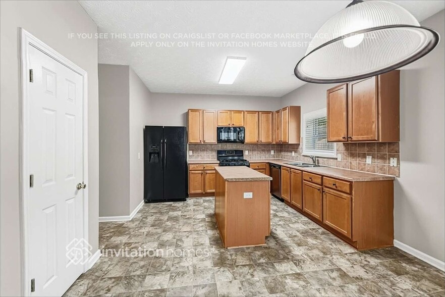 Building Photo - 2900 Cooper Woods Dr