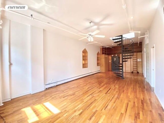 Building Photo - 15 Bergen St
