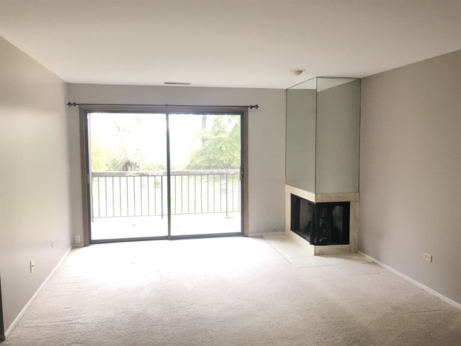 Building Photo - 37 Creekside Cir