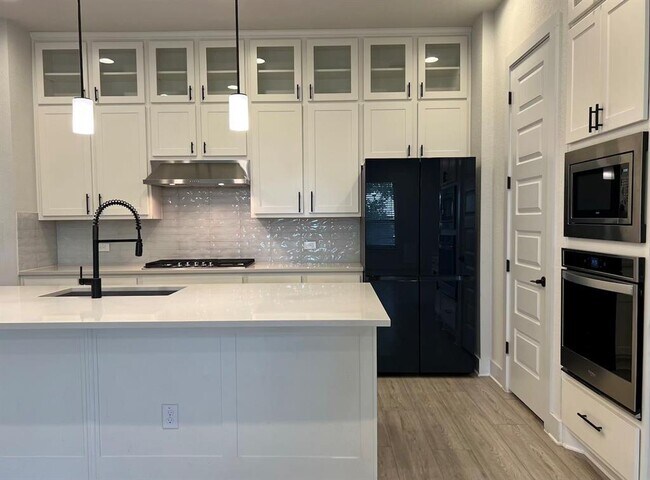 Building Photo - 2612 Brushwood Mdw