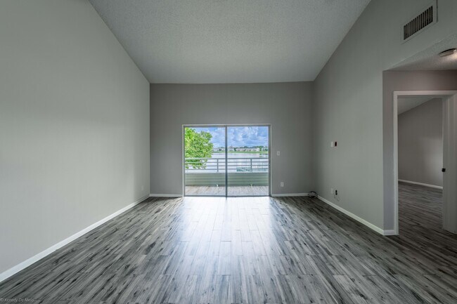 Building Photo - 3401 NW 44th St