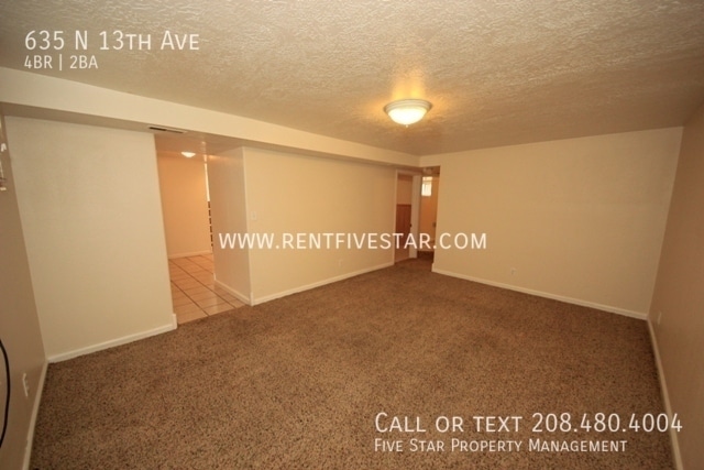 Building Photo - 635 N 13th Ave