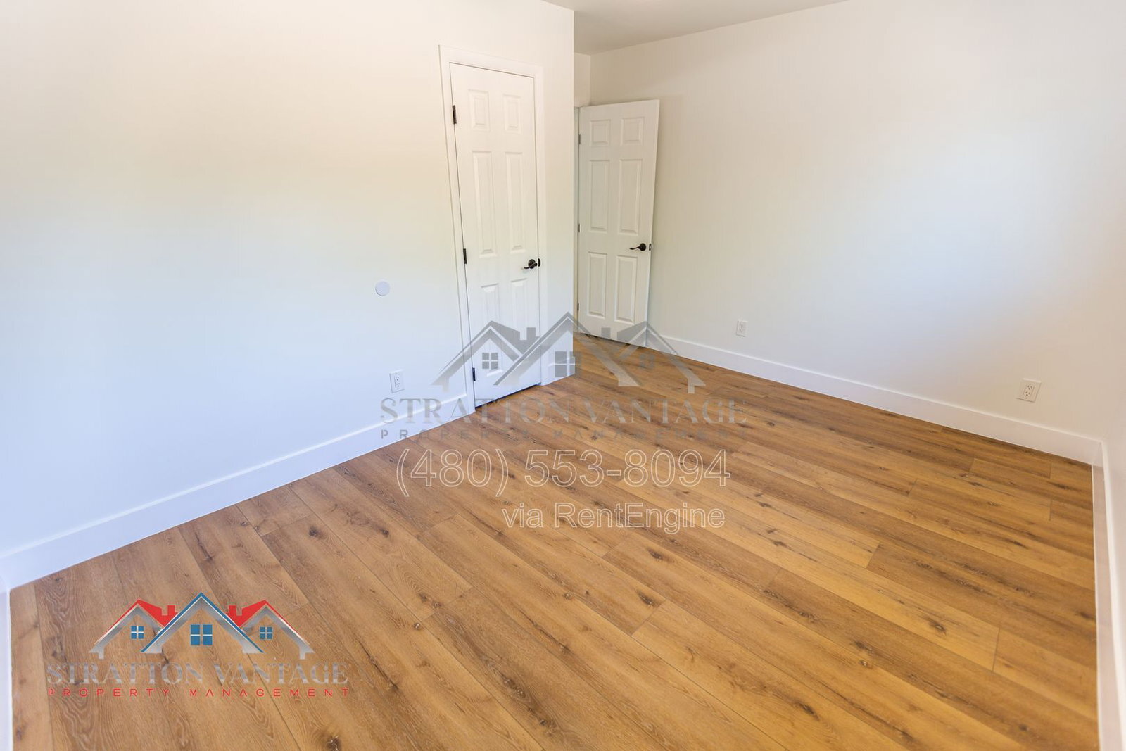 Building Photo - 4826 E Avalon Dr