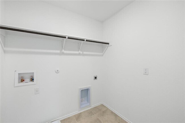 Building Photo - 21724 Wilmiller Ln