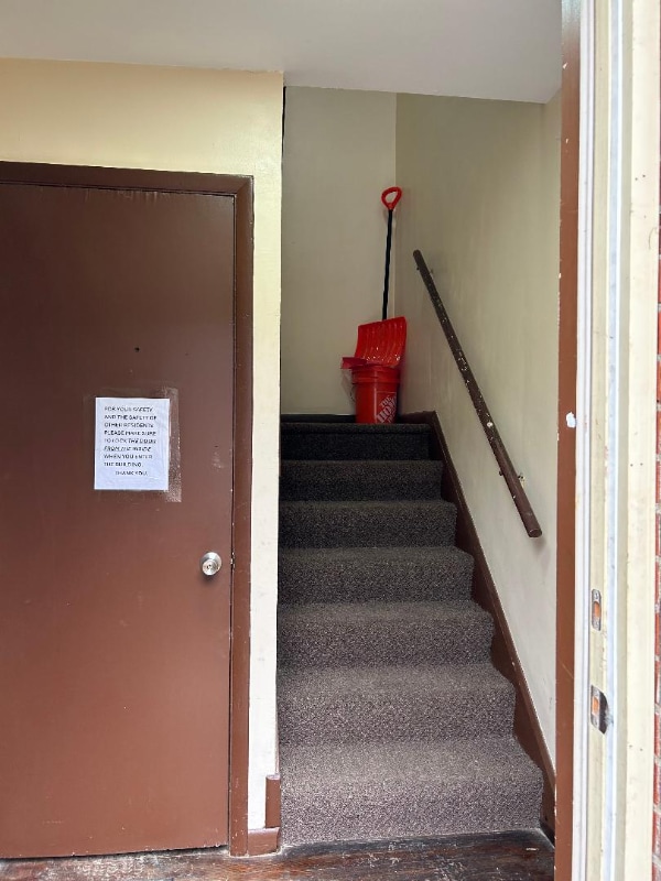 Building Photo - 116 Clinton Springs Ave