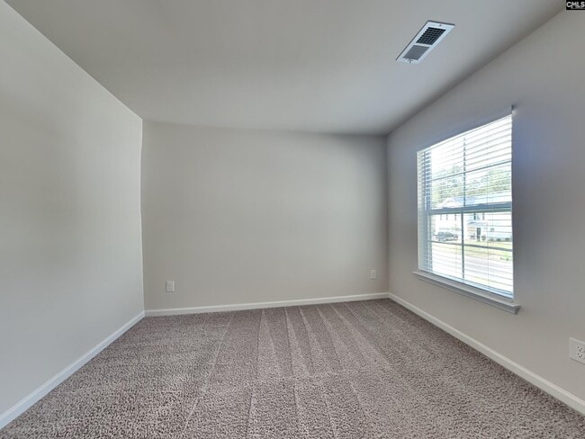 Building Photo - 461 Blue Garden Wy