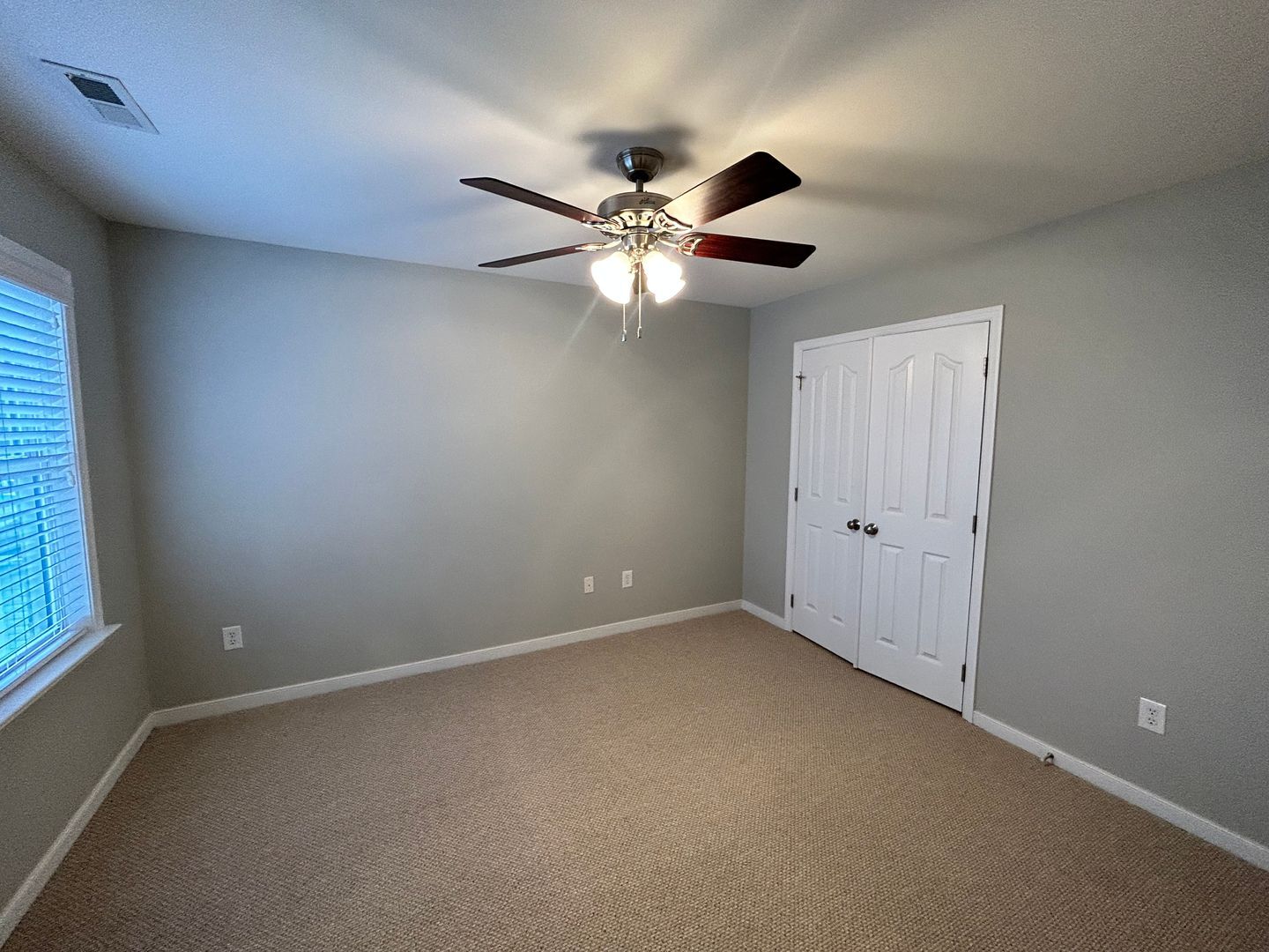 Building Photo - 956 Gorham Ct