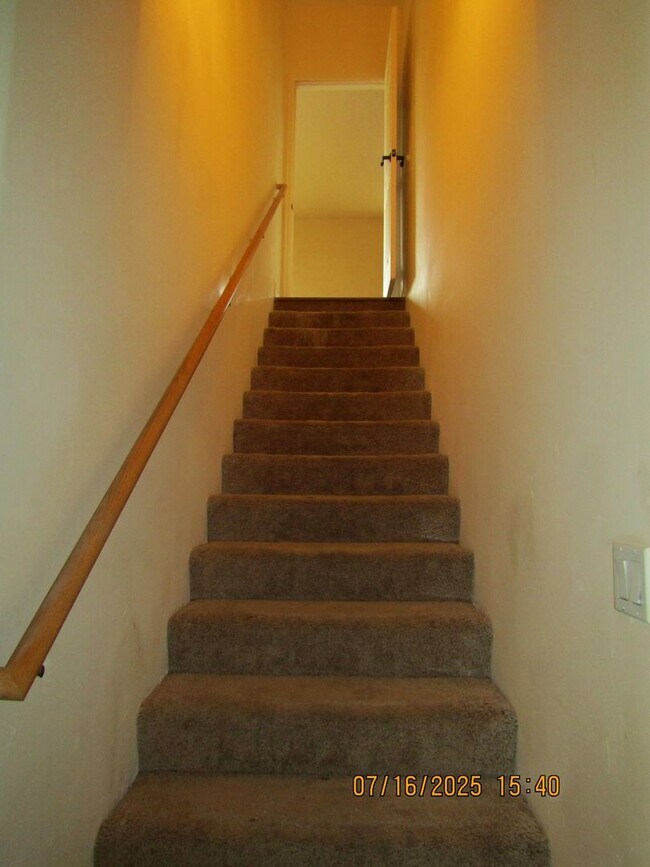 Building Photo - 1417 Fir Ct