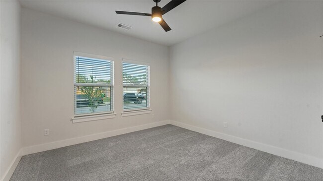 Building Photo - 97 N Adler Ave