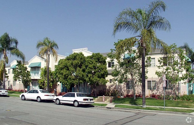 Building Photo - William's Senior Apartments
