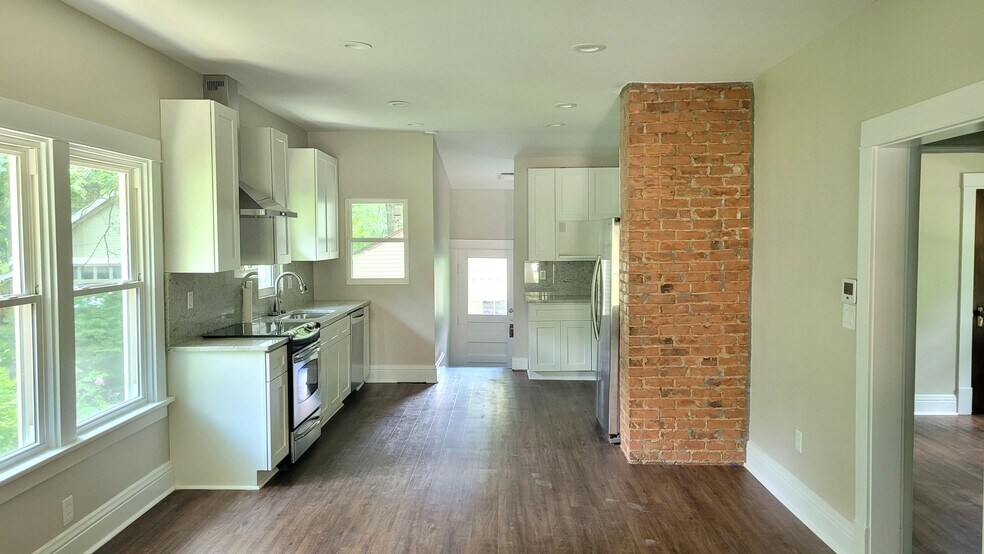Building Photo - 59 Euclid Ave