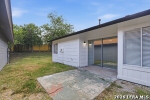 Building Photo - 9855 Meadow Way