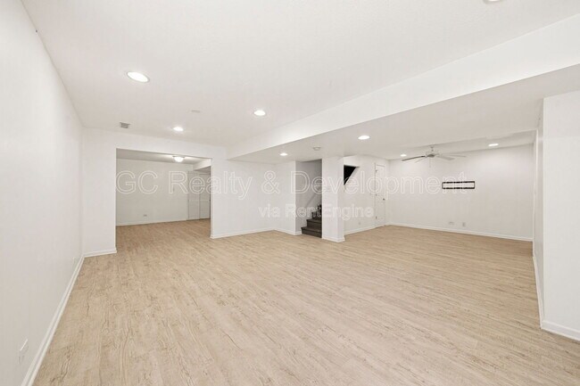 Building Photo - 1388 Gardina Vista