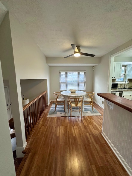 Building Photo - 1018 Sir Lancelot Ln