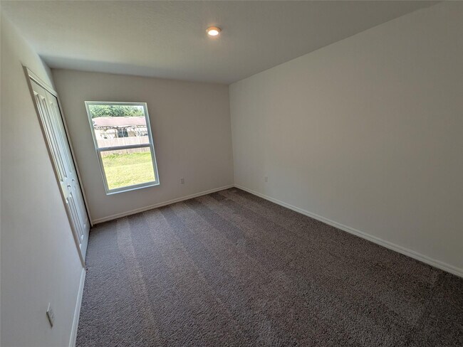 Building Photo - 9065 107th Ct