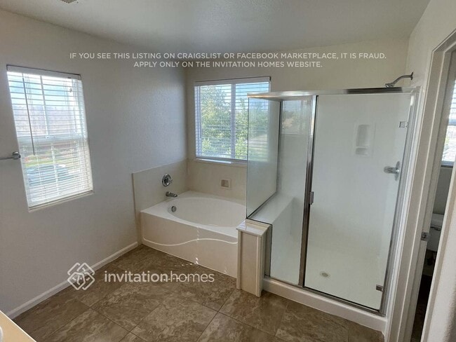 Building Photo - 3915 Eugene Dr